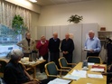 Kuvassa on vuonna 2011 valitut Pyrstön ensimmäiset kunniajäsenet: Osmo Koskinen, Erkki Penttinen, Erkki Penttilä ja Eero Toivonen. Kunniakirjoja on jakamassa silloinen puheenjohtaja Kalle Thurman ja kuvasta puuttuu kunniajäsen numero yksi Seppo Hillner. Kuudentena Pyrstön kunniajäseneksi valittiin vuonna 2014 Kauko Rumpunen.